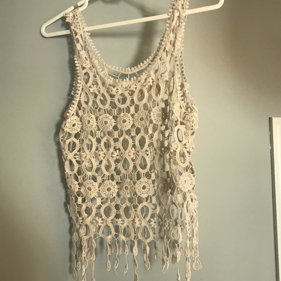 Mesh cream coloured shirt. - Picture 2 of 2